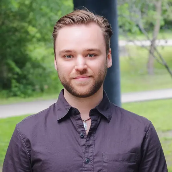 Headshot of Todd Alberda.