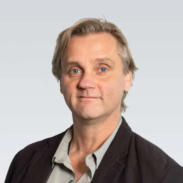 Headshot of James Borchers.