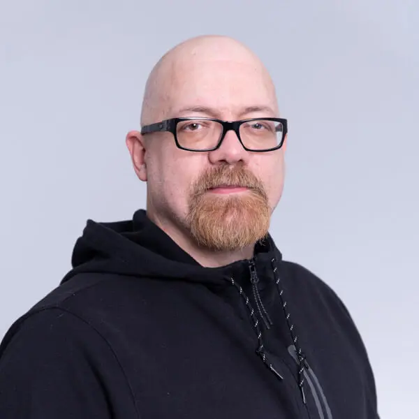 Headshot of Associate Professor Randy Briley