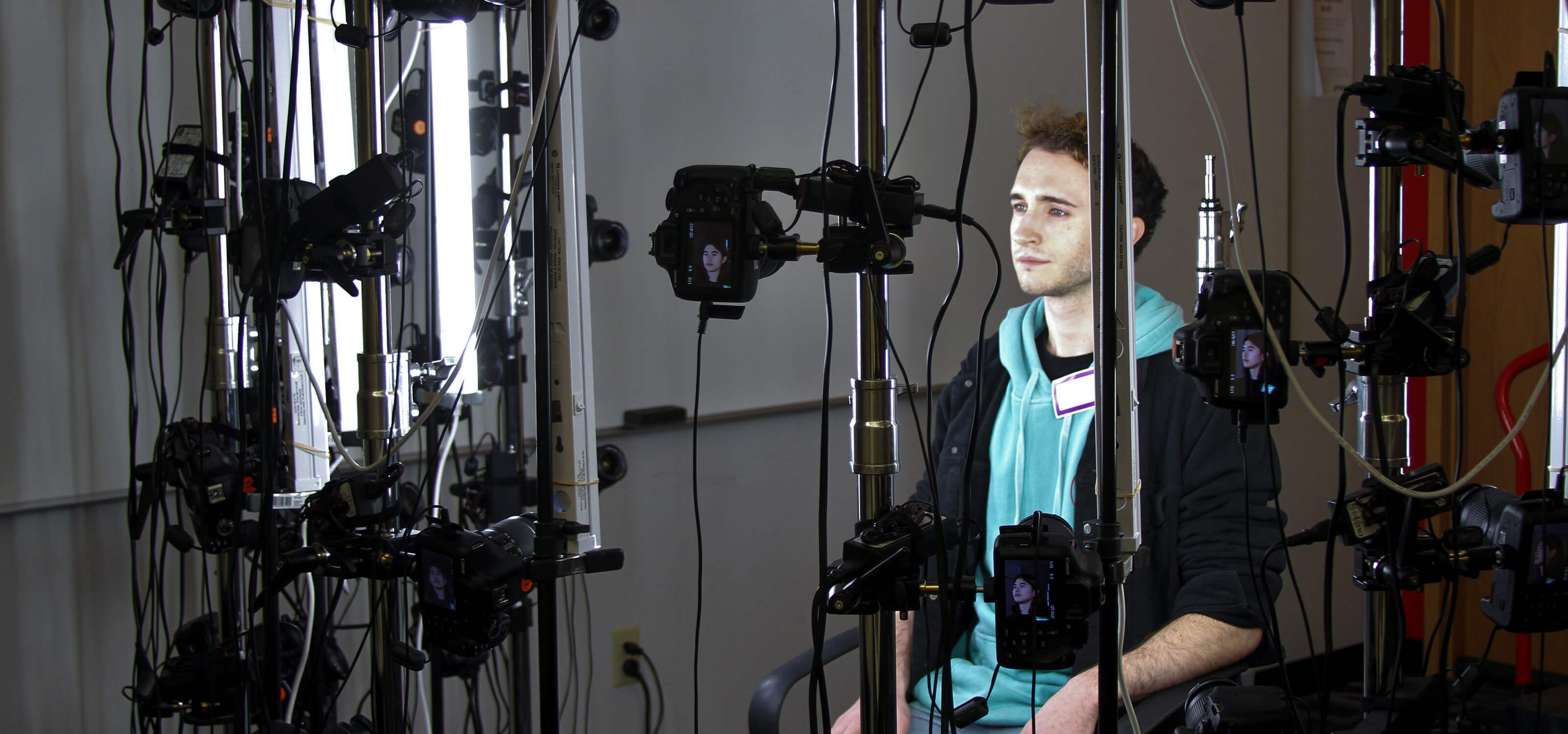 A DigiPen student gets their face scanned by Undead Labs’ photogrammetry rig.