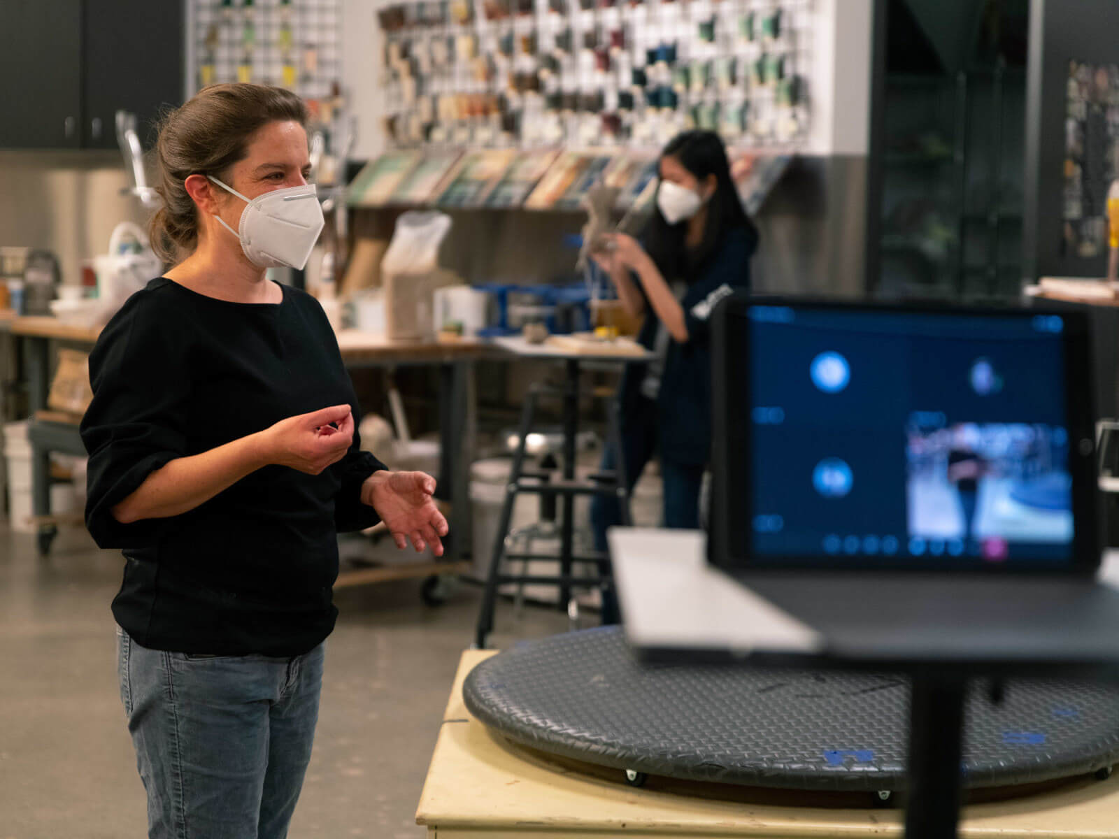 Alecia Rossano teaches figure sculpture in the studio classroom.