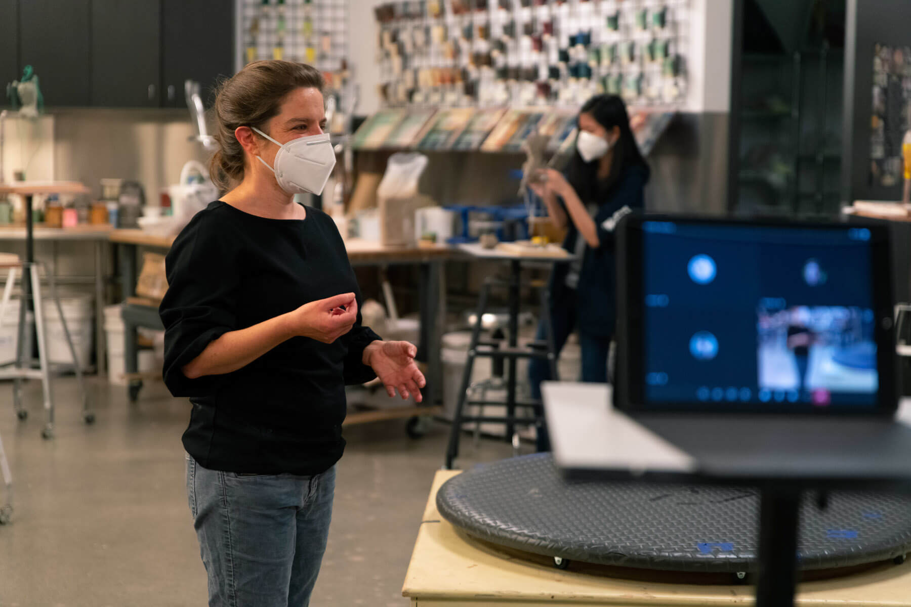 Alecia Rossano teaches figure sculpture in the studio classroom.