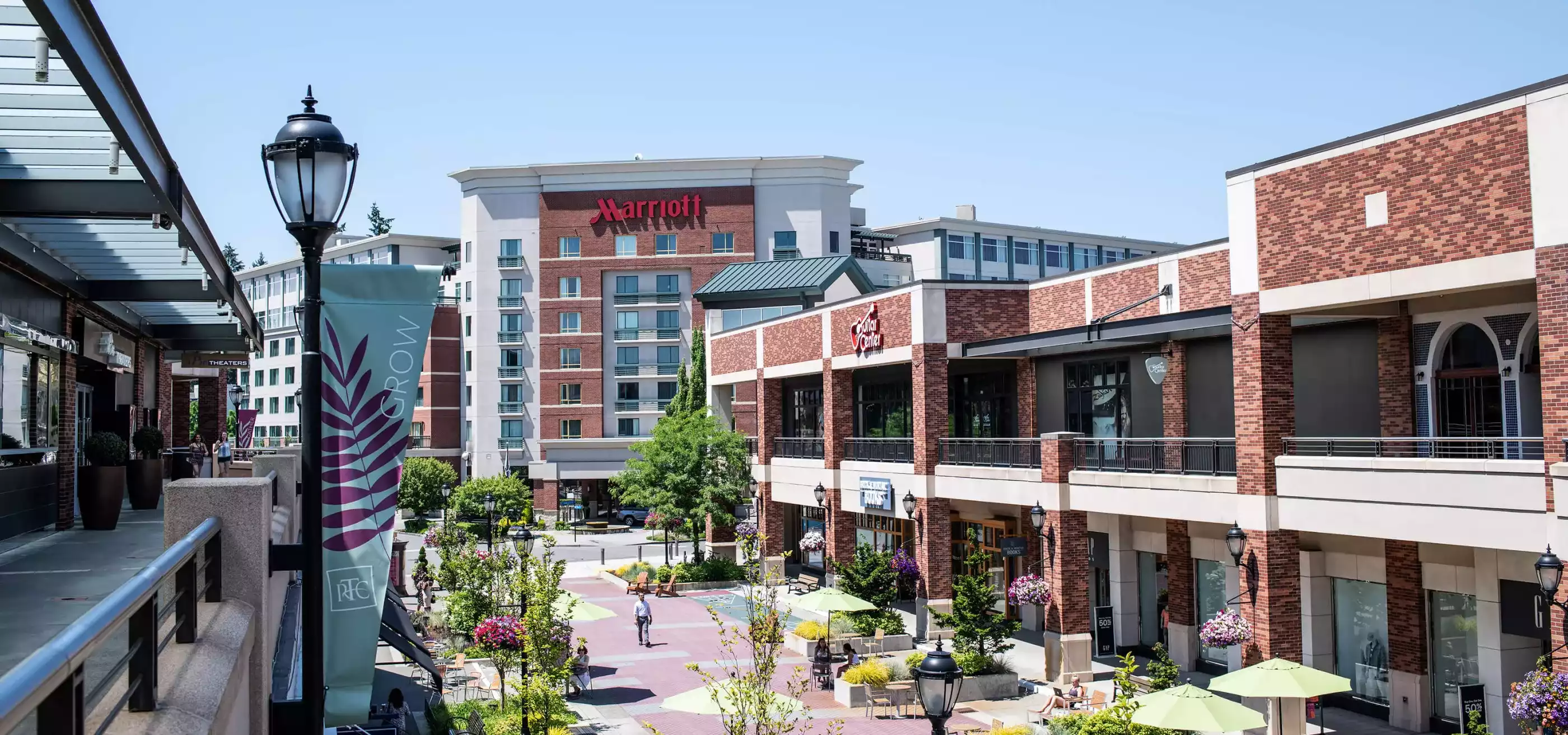 Picture of the Redmond Marriott, located at the Redmond Town Center shopping mall